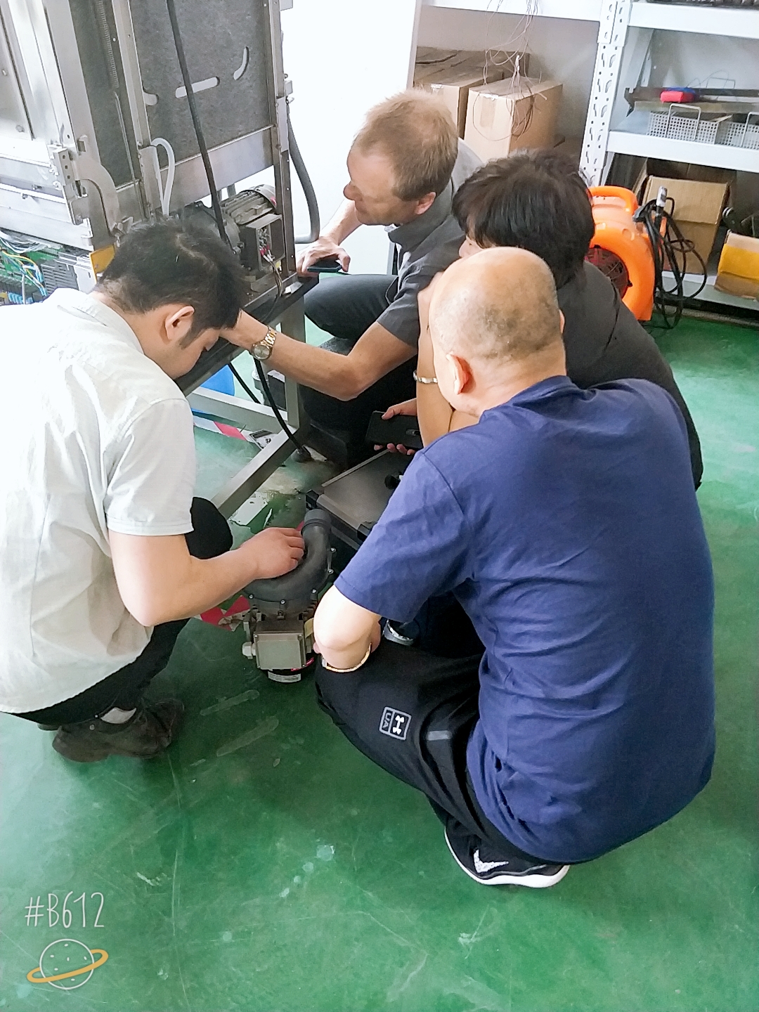 Warmly welcome foreign manufacturers to visit our company for technical training.